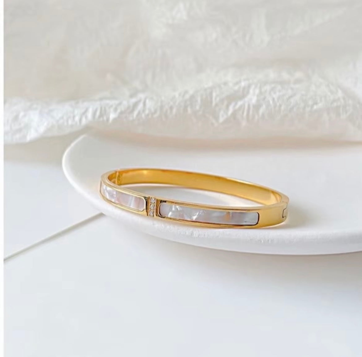 Taara mother of pearl cuff - Sassygrove
