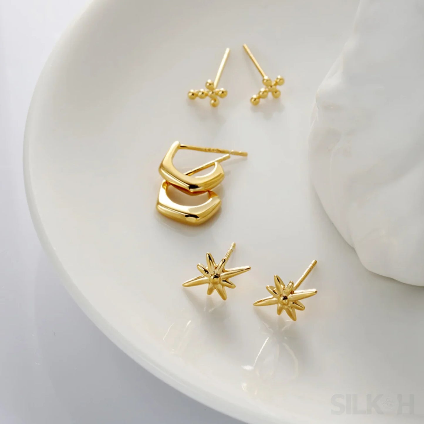 18K Gold Plated Sterling Silver Minimalist Stud Earrings Mae - Sassygrove