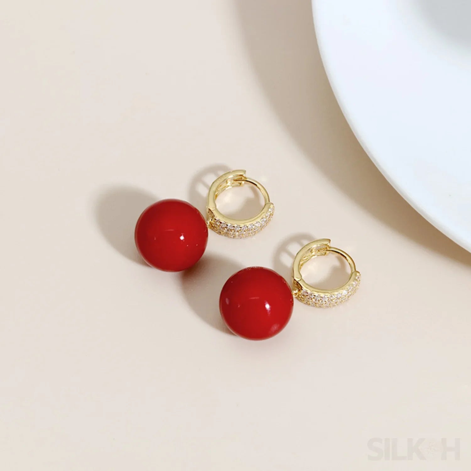 18K Gold Plated Sterling Silver Round Pearl Hoop Earrings Kai - Sassygrove