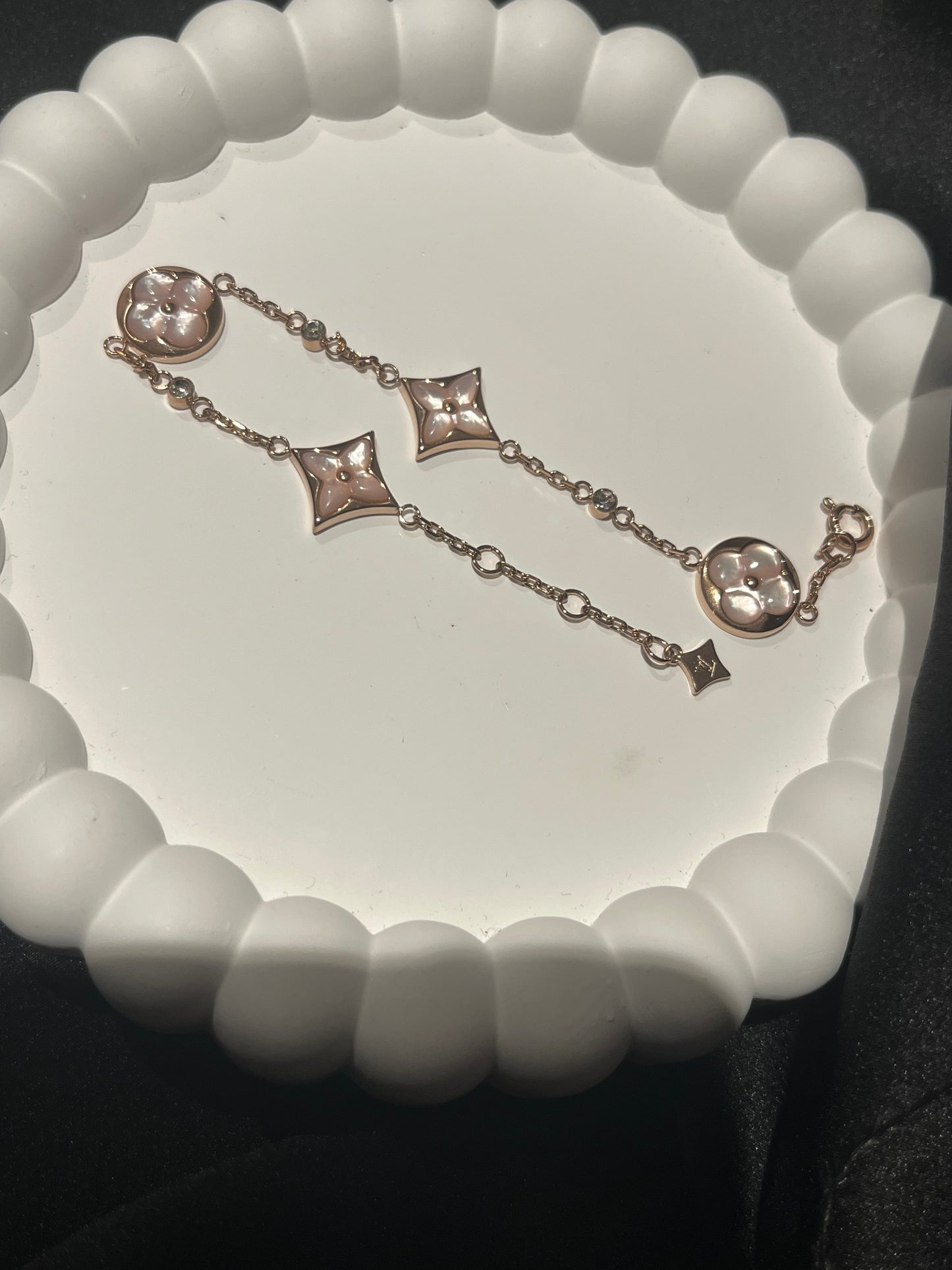 Lvee rose gold and pink - Sassygrove