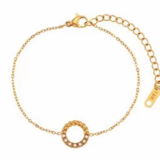Half moon pearl bracelet - Sassygrove
