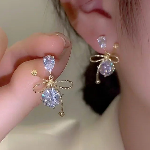 Pearl Leaf Tassel Earrings - Sassygrove