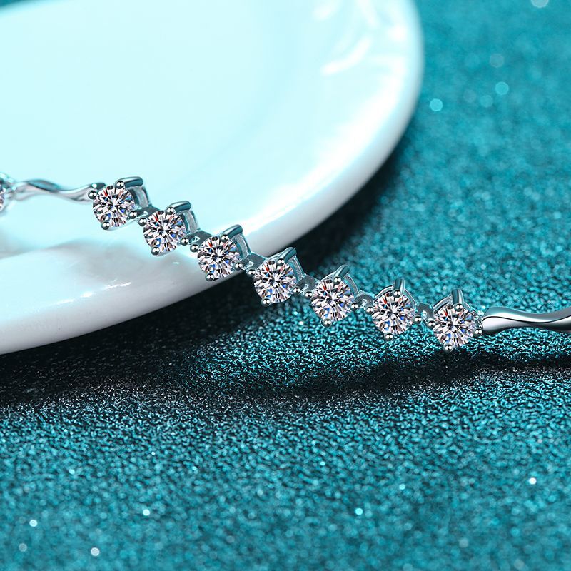 Elegant Moissanite Bracelet in 925 Sterling Silver - Sassygrove