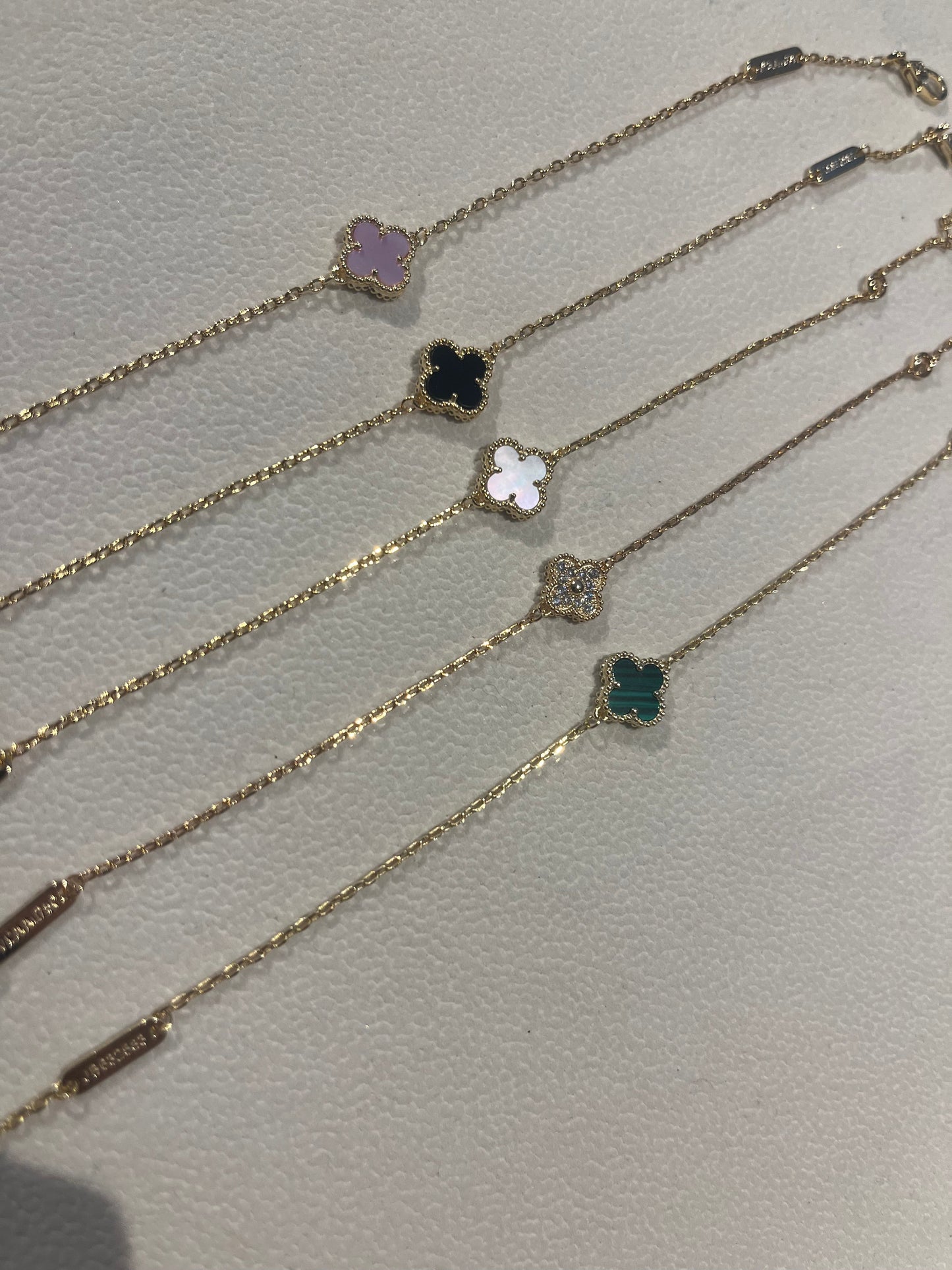 Single clover stamps dainty bracelet - Sassygrove