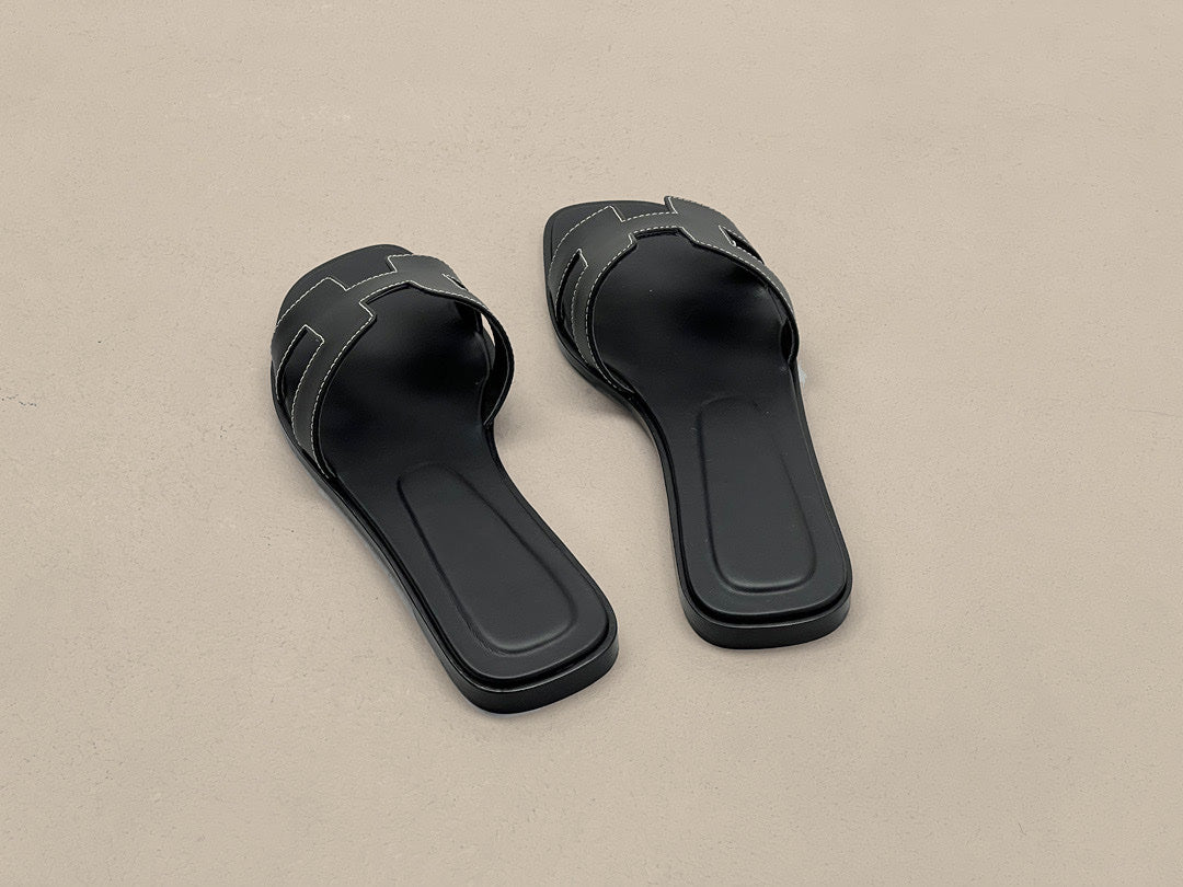 Hermee Sandals - Sassygrove