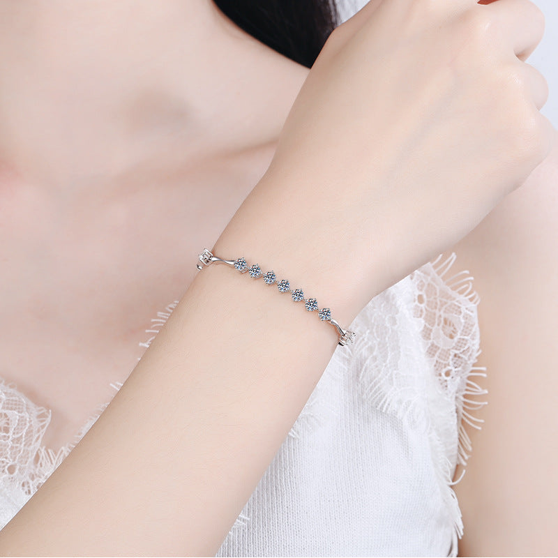 Elegant Moissanite Bracelet in 925 Sterling Silver - Sassygrove