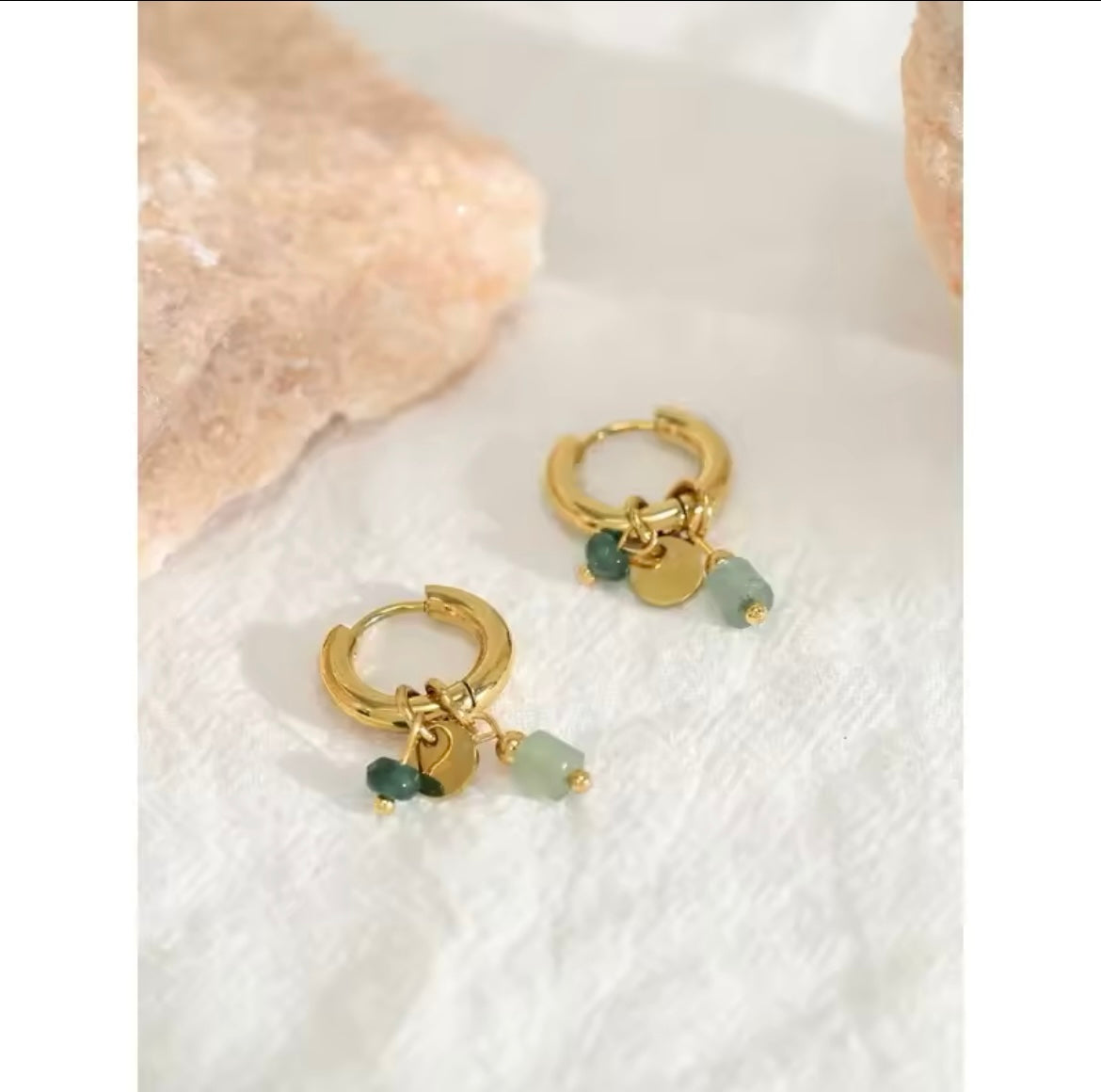 Cute chic earrings - Sassygrove