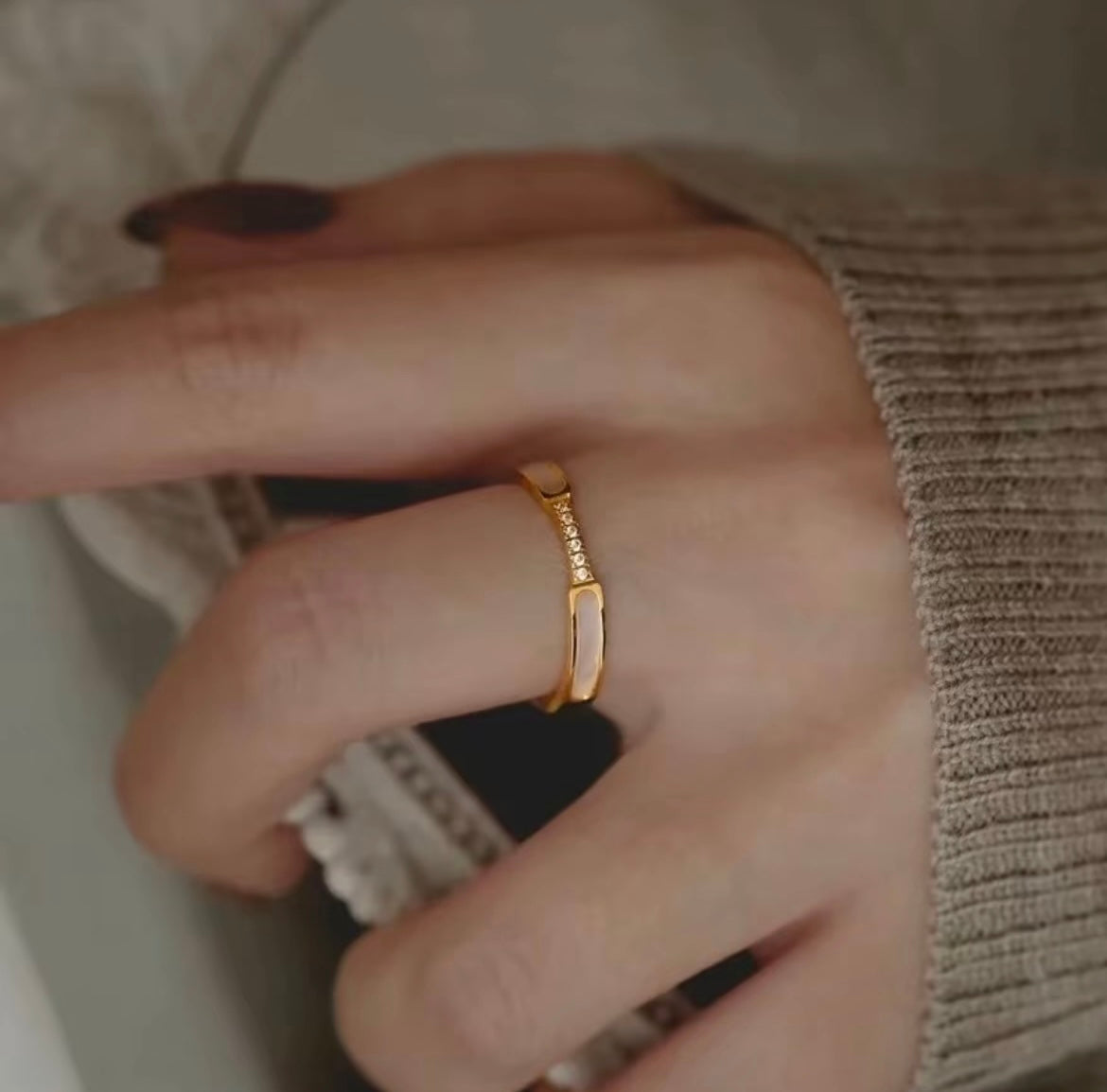 Tara mother of pearl ring size US 8 - Sassygrove