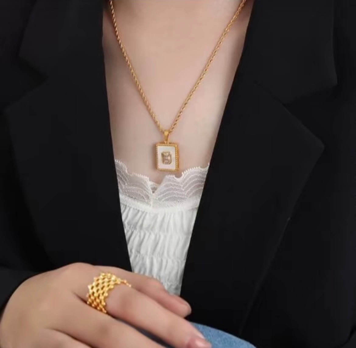 Pearline necklace - Sassygrove