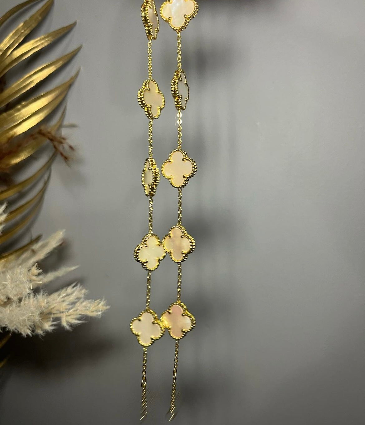 Mother of pearl bracelet - Sassygrove