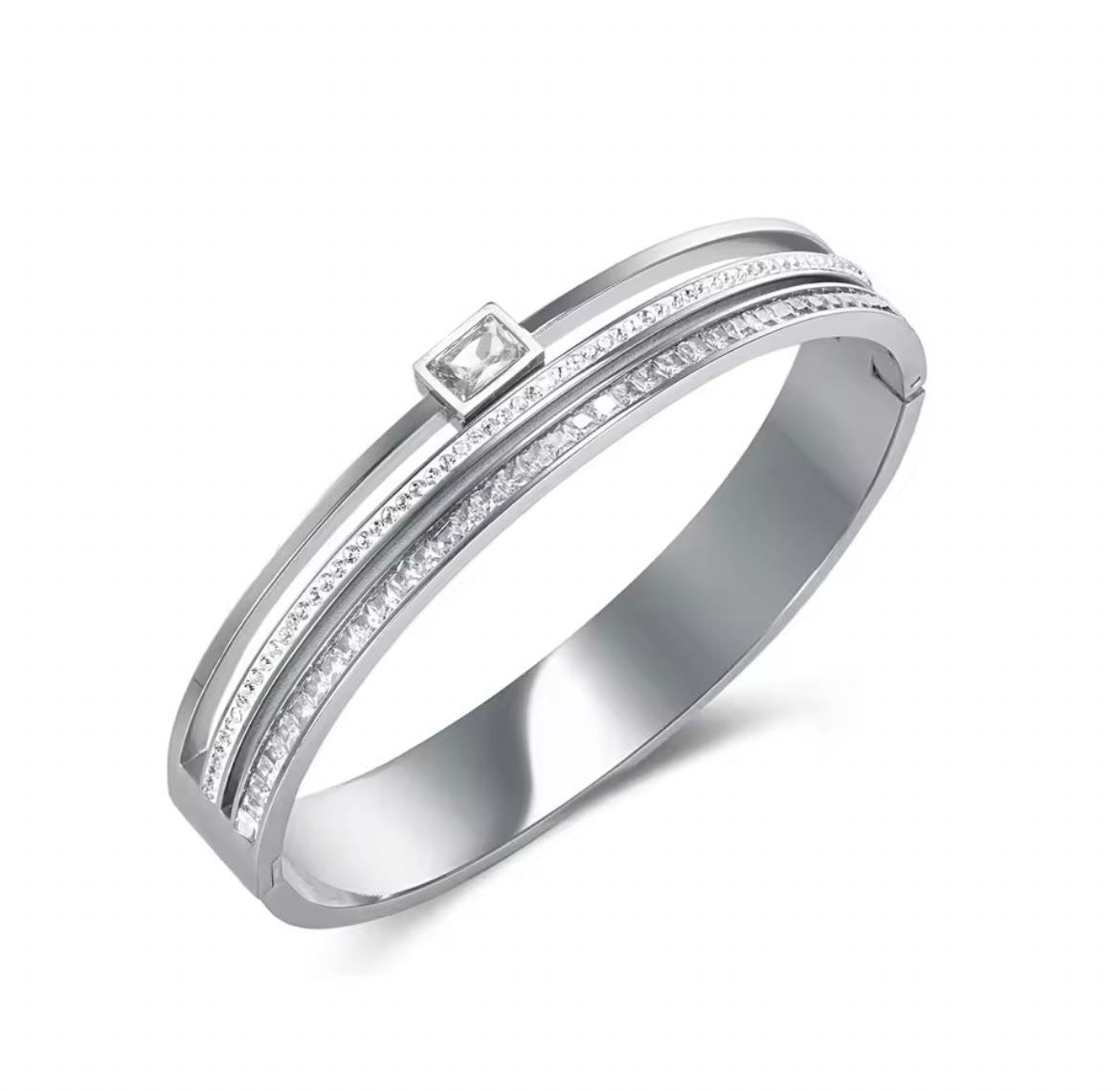 Hani bangle /cuff - Sassygrove