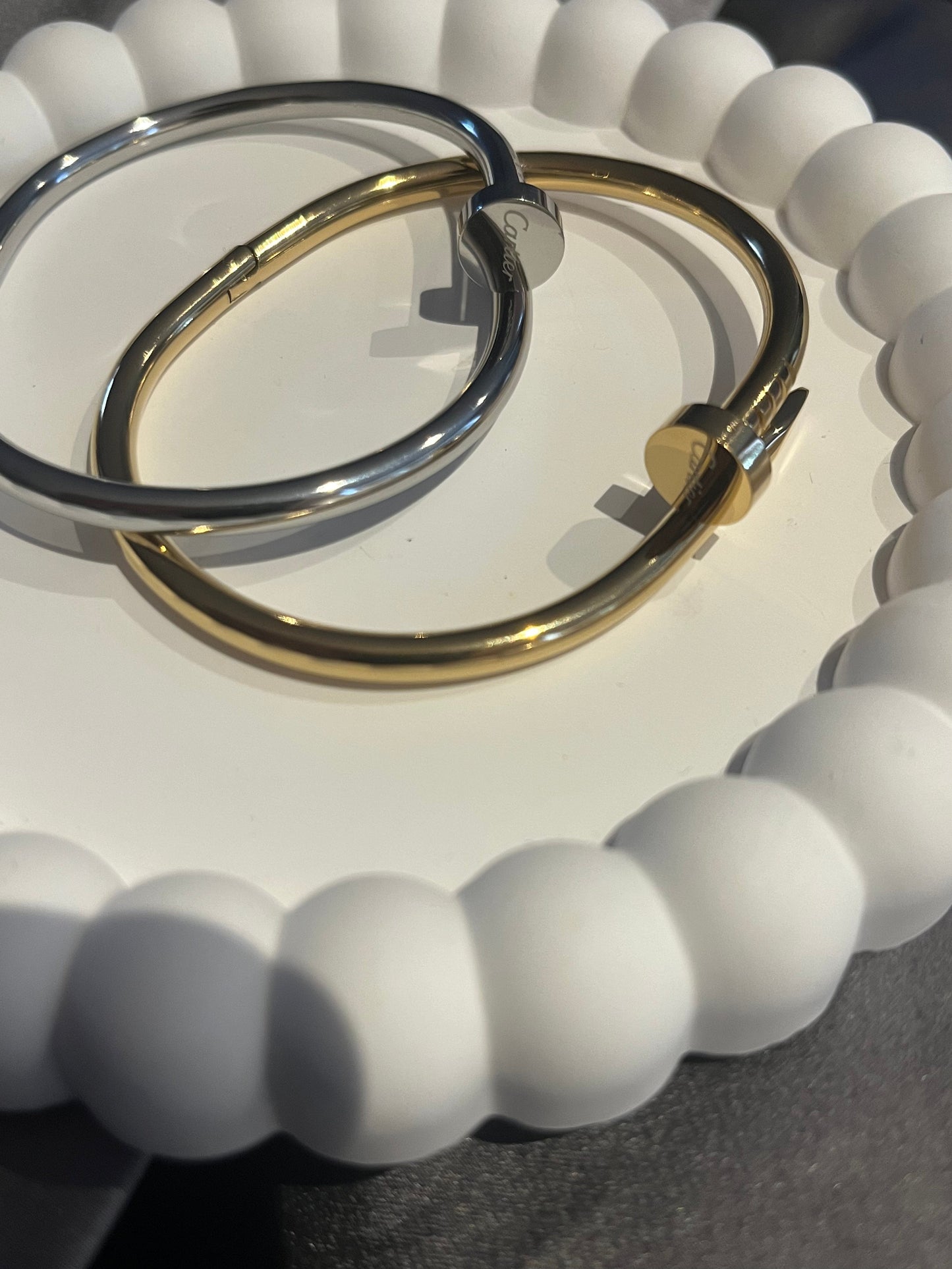 ARIJ plain stamped pin bangle - Sassygrove