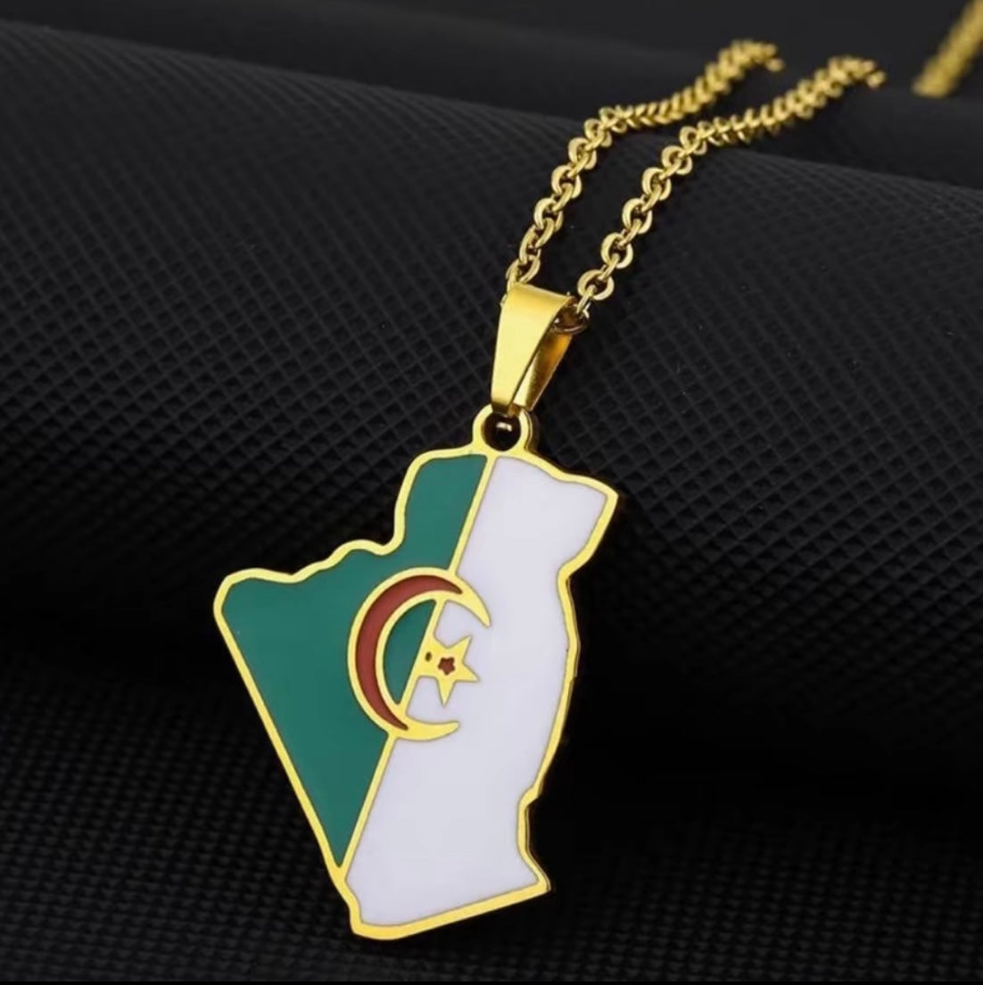Flag necklace - Sassygrove