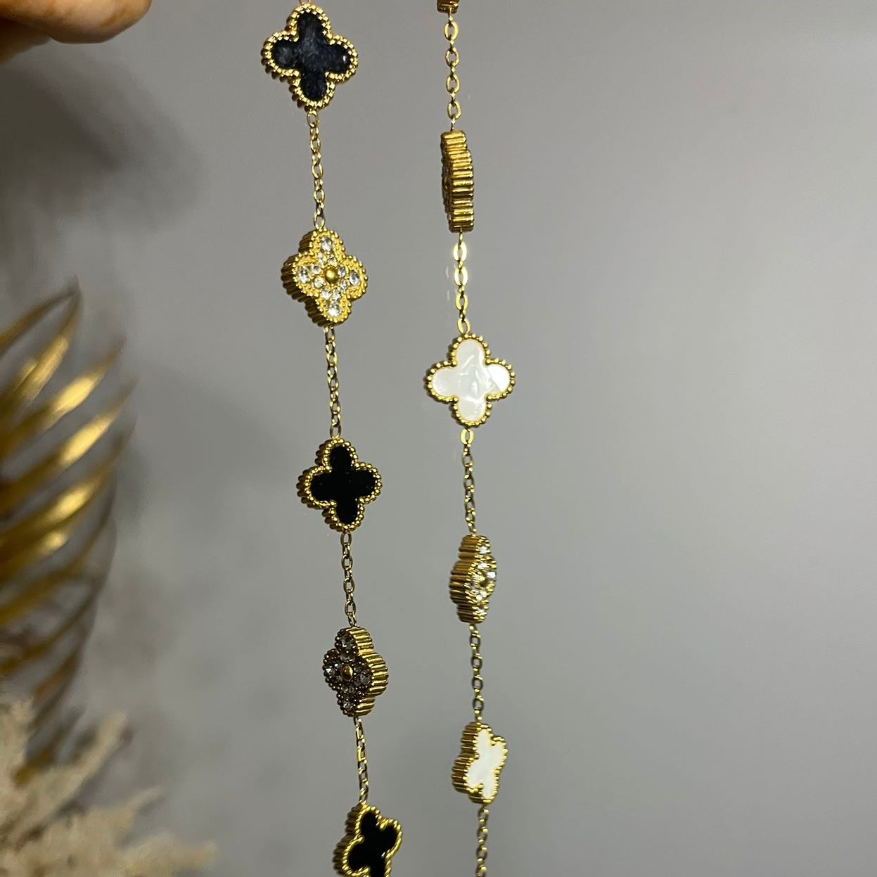Diamond Coloured Clover Bracelet - Sassygrove