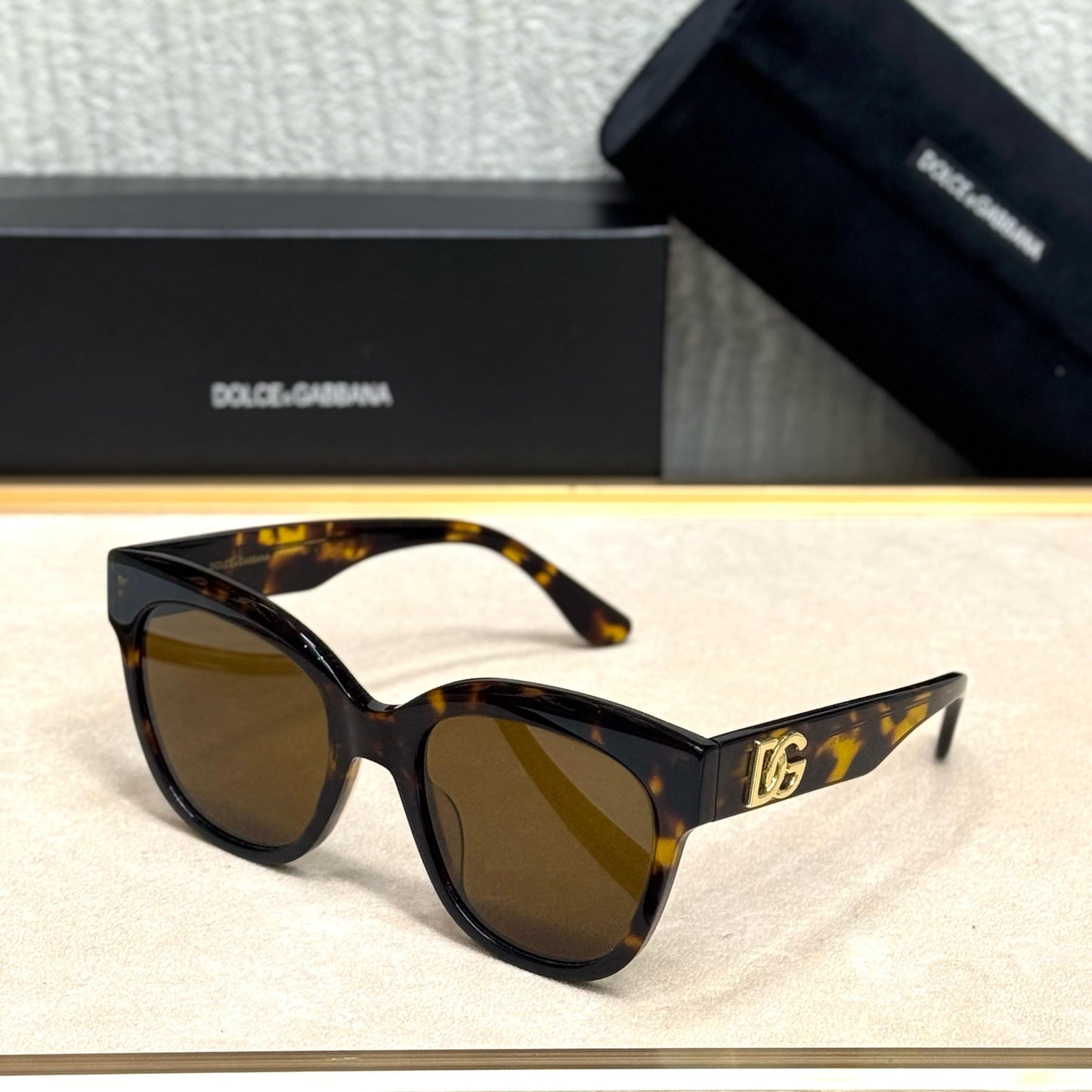 D&G DG4384 Sunglasses - Sassygrove