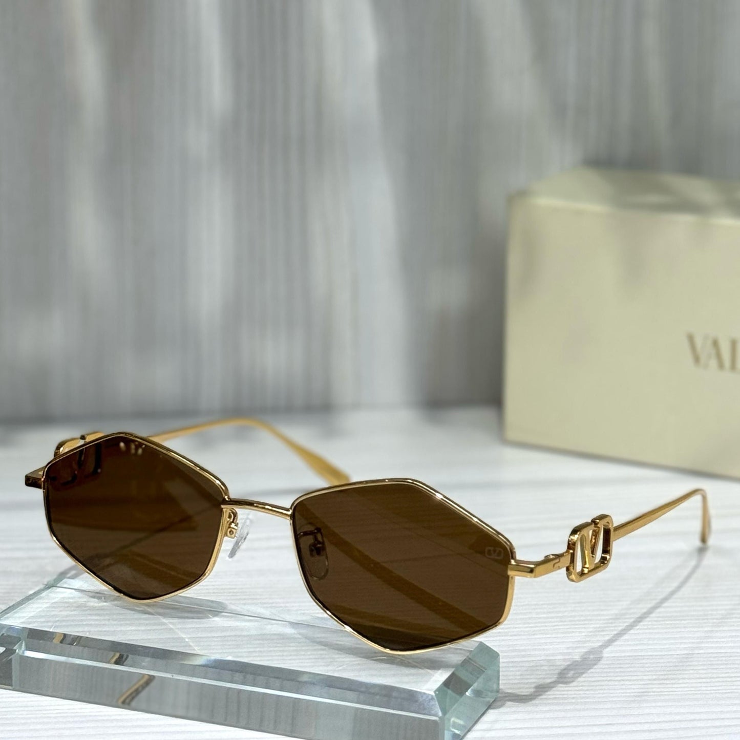 Valentino Geometric Cut-Out Sunglasses – VA2032 Style - Sassygrove