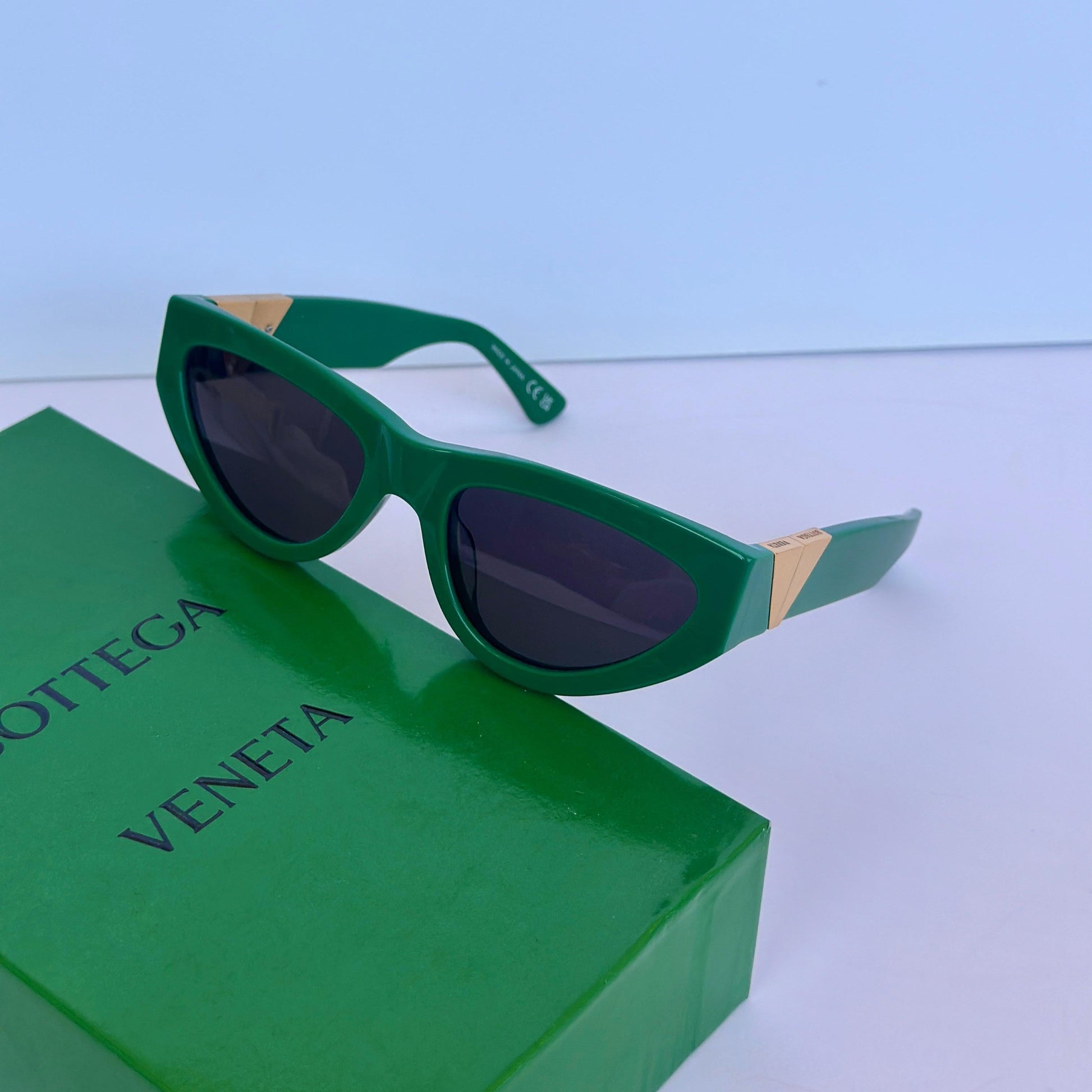 Bottega Veneta Cat-Eye Sunglasses BV1165S - Sassygrove