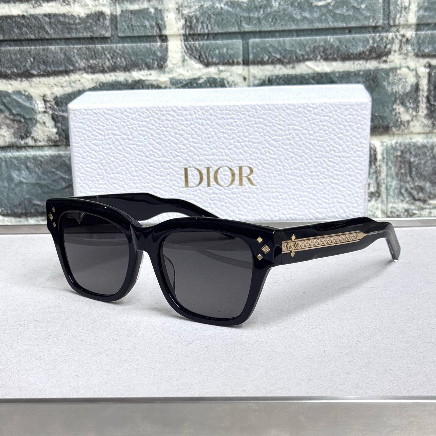 DiorBlackSuit S2F Sunglasses - Sassygrove