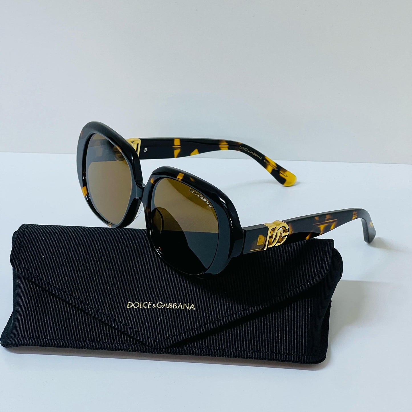 D&G DG4438B Sunglasses - Sassygrove