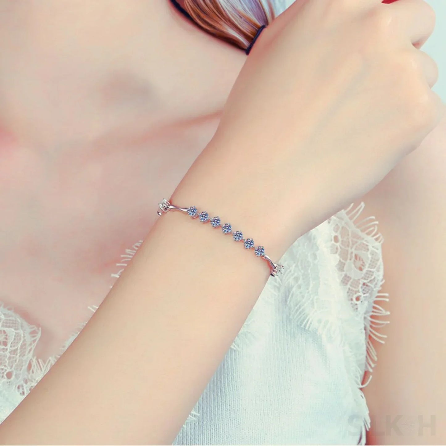 Delicate Nine Stars Adjustable Moissanite Bracelet Ana - Sassygrove