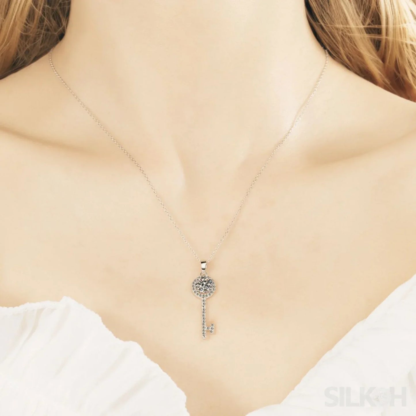 Key Shaped 925 Sterling Silver Moissanite Necklace Cat - Sassygrove