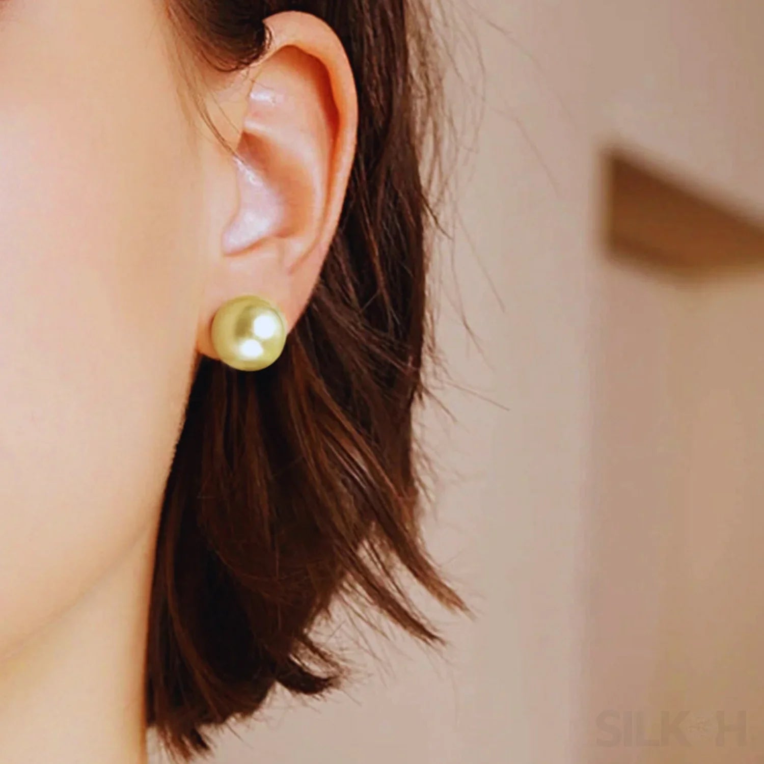 Round 18K Gold Plated Sterling Silver Pearl Stud Earrings Kya - Sassygrove