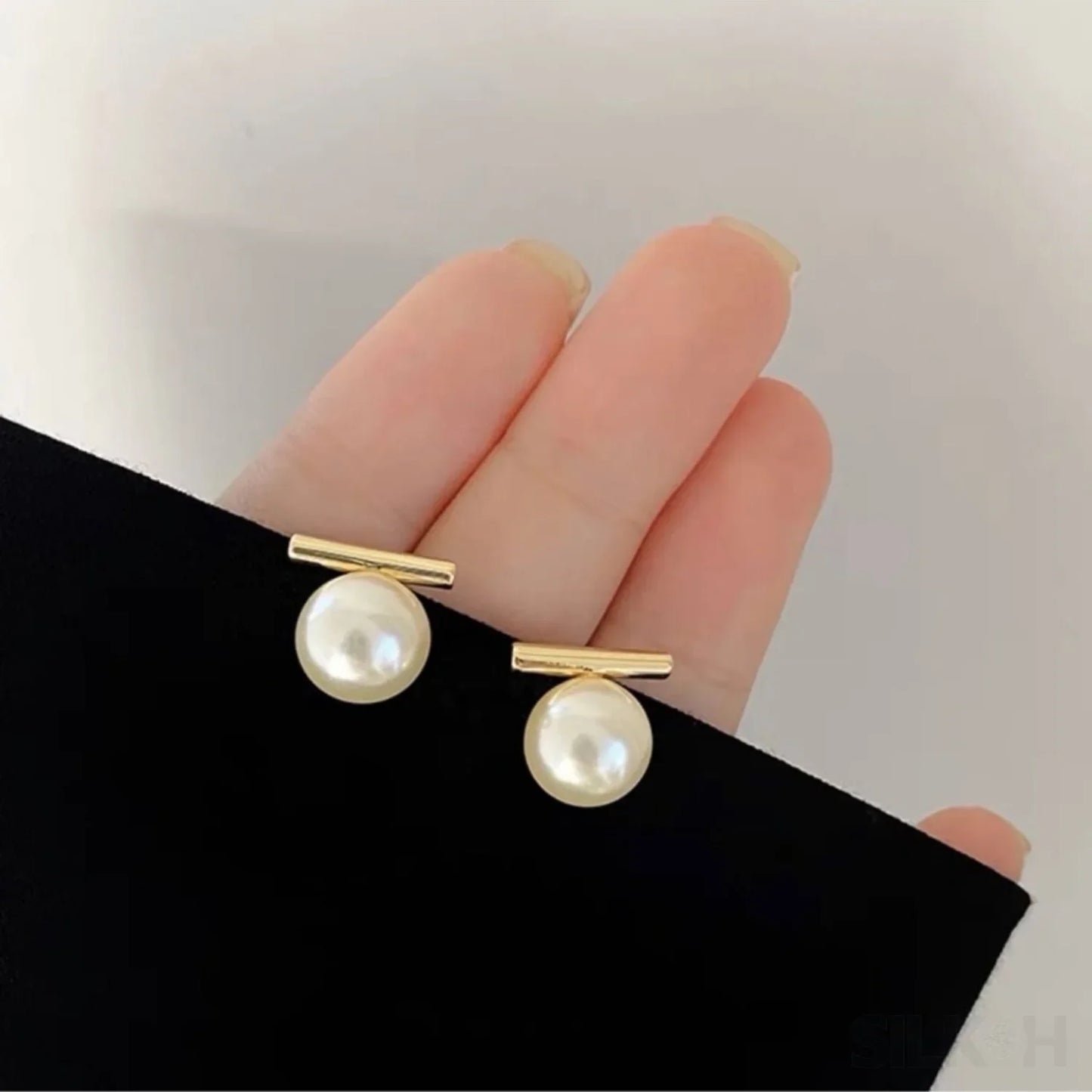 Round 18K Gold Sterling Silver Pearl Stud Bridal Earrings Gia - Sassygrove