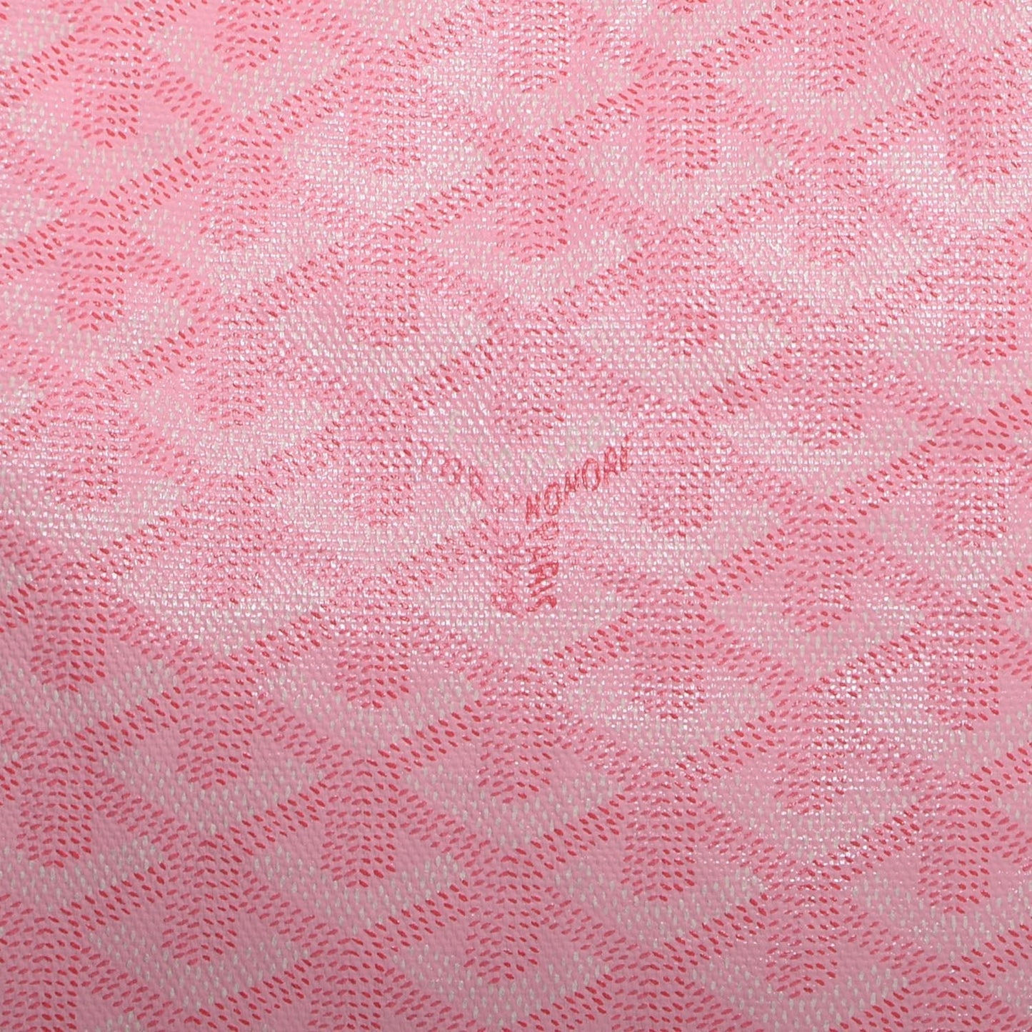 Vivara Signature Carryall - Sassygrove
