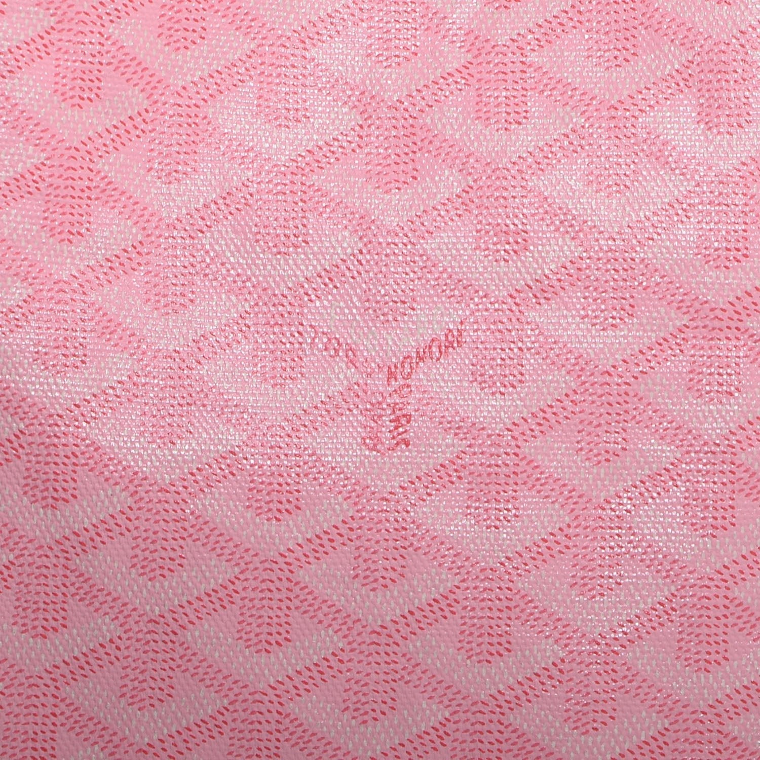 Vivara Signature Carryall - Sassygrove