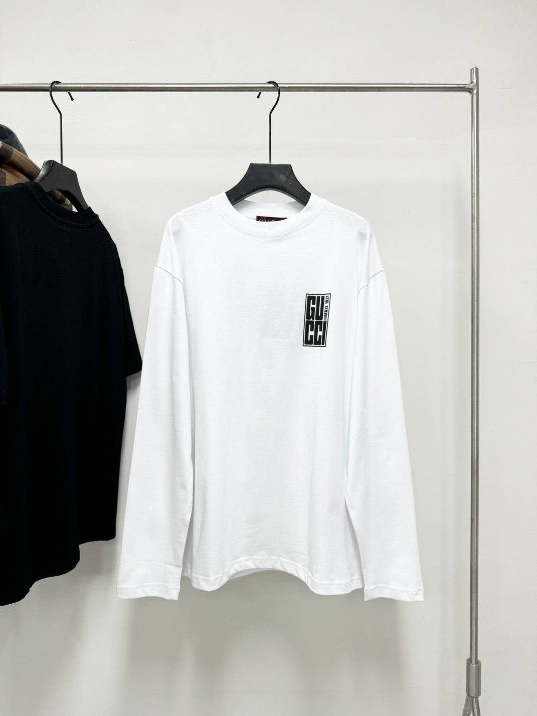 Minimal Luxe Logo Long Sleeve Tee - Sassygrove