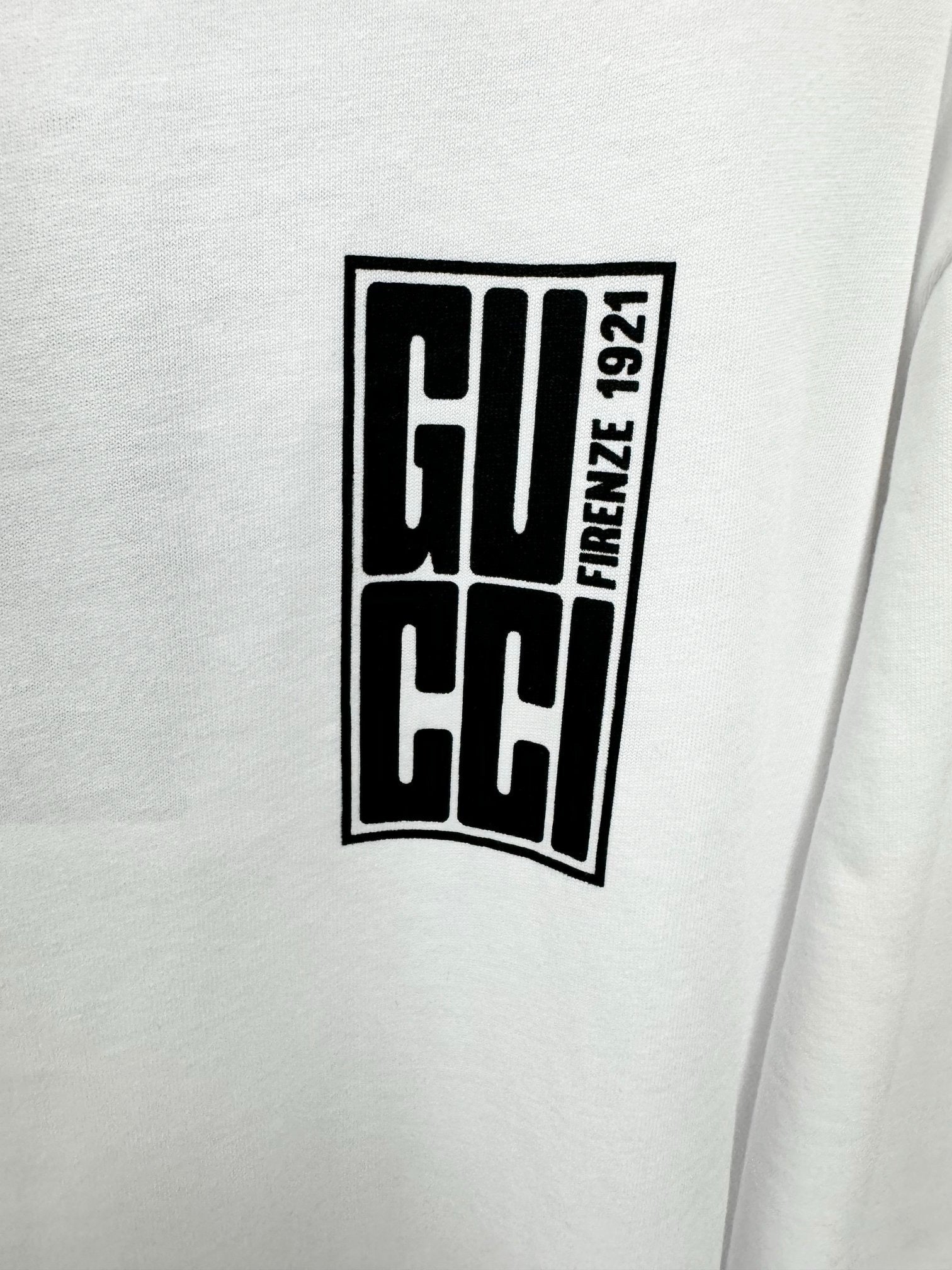 Minimal Luxe Logo Long Sleeve Tee - Sassygrove