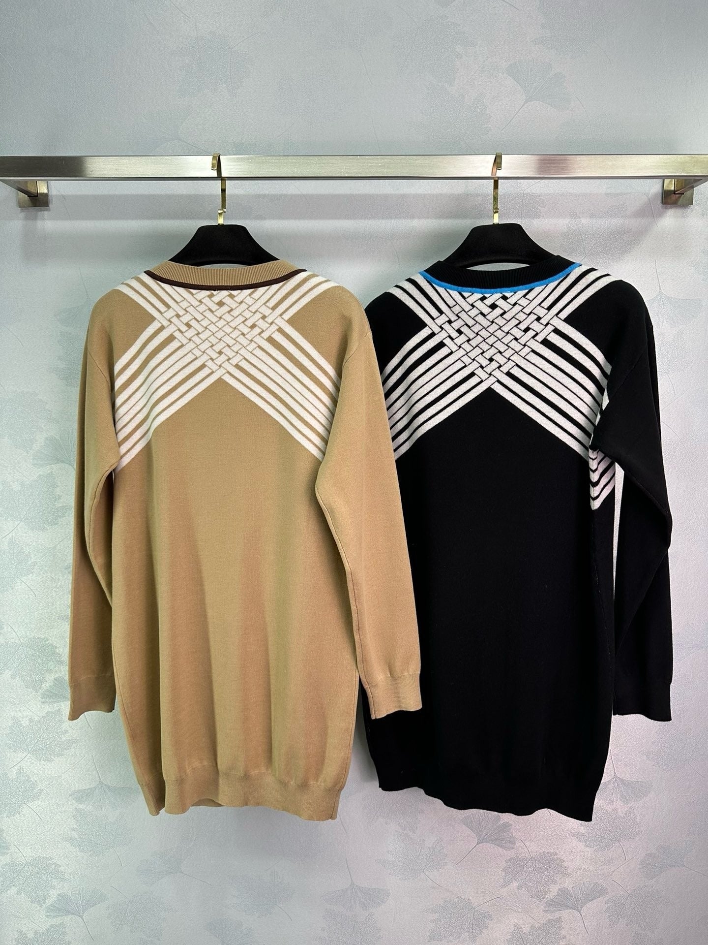 Equestrian Chain Motif Sweaters - Sassygrove