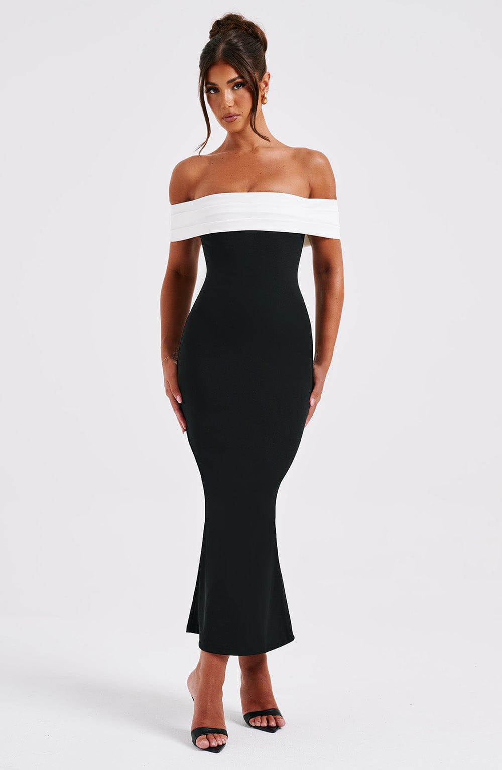 Lexi Midi Dress - Black/White - Sassygrove