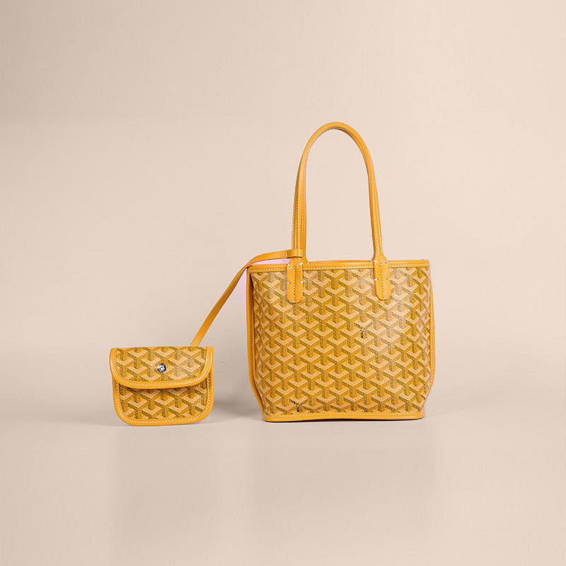 Veyra Revesible Mini Tote