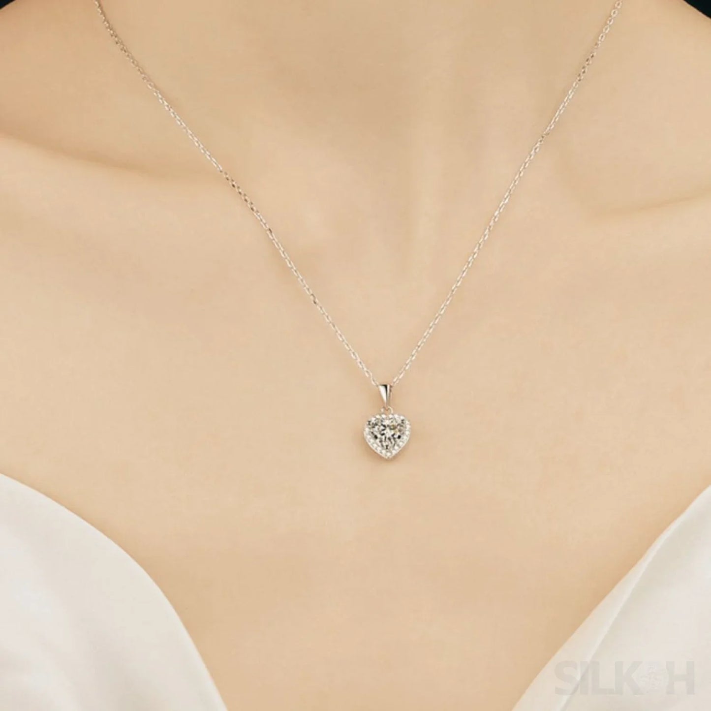 Heart Shaped 925 Sterling Silver Moissanite Necklace Cia