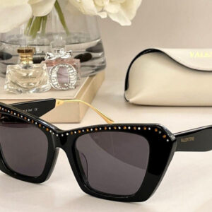 Valentino Studded Cat-Eye Sunglasses – VA4069 Tortoise Style - Sassygrove