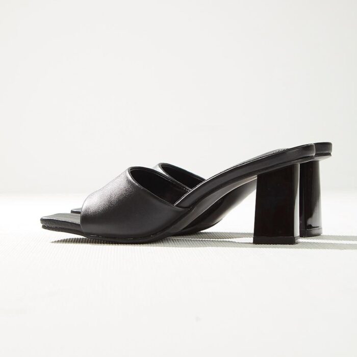 Daisy Mule Heel - Black - Sassygrove