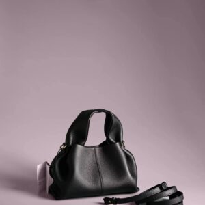 Numéro Neuf - Sassygrove