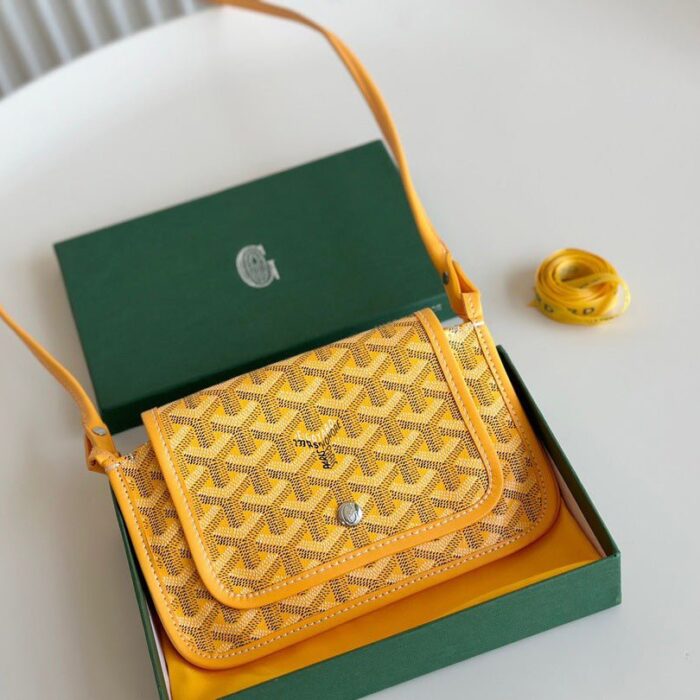 Sleek Bi-Fold Wallet - Sassygrove